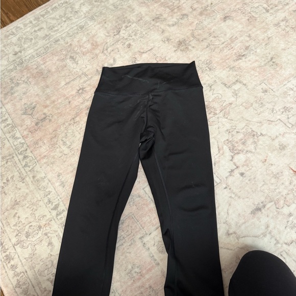 ALO Yoga Black High-Waist Leggings - Picture 1 of 2